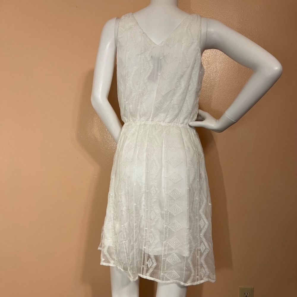 GAP Knee Length Sheer w/ Lining Geometric Pattern Dress - Picture 7 of 11